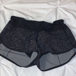 Black and grey patterned lululemon shorts